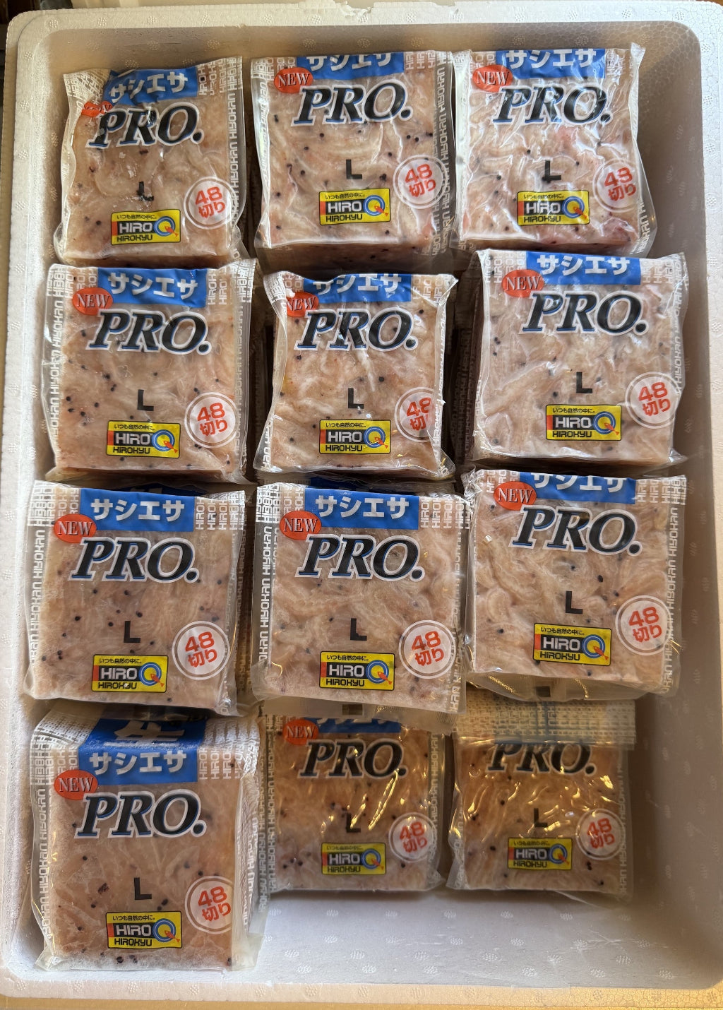Hirokyu Krill PRO. (RAW) L/500G x 24
