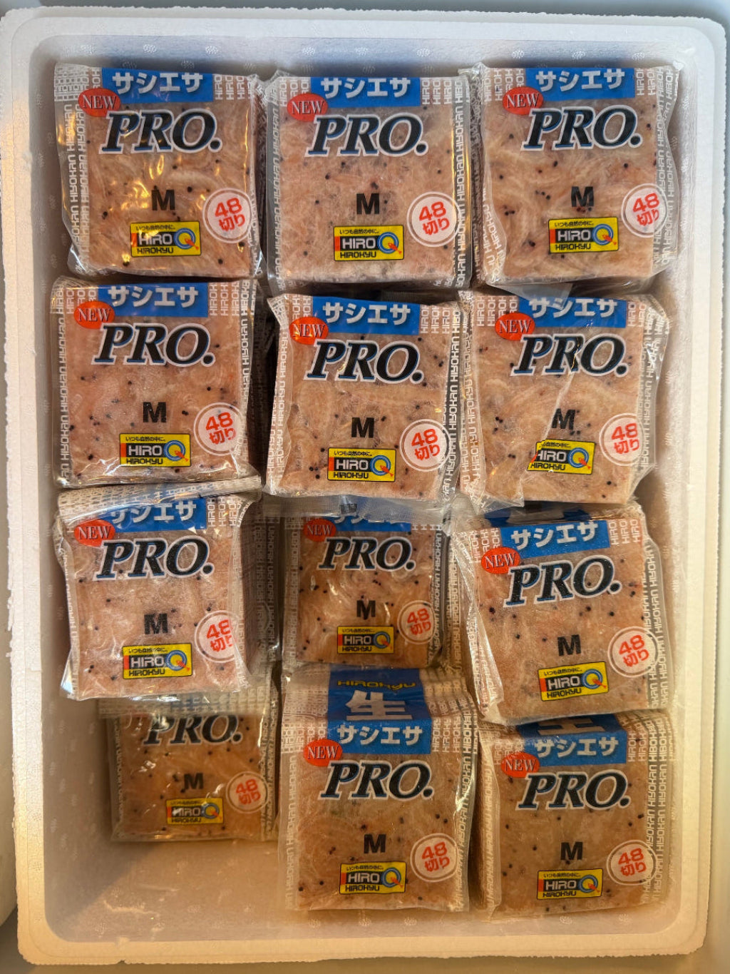 Hirokyu Krill PRO. (RAW) M/500G x 24